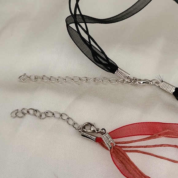 2 pcs. Heart Shape Necklace - Picture 6 of 7